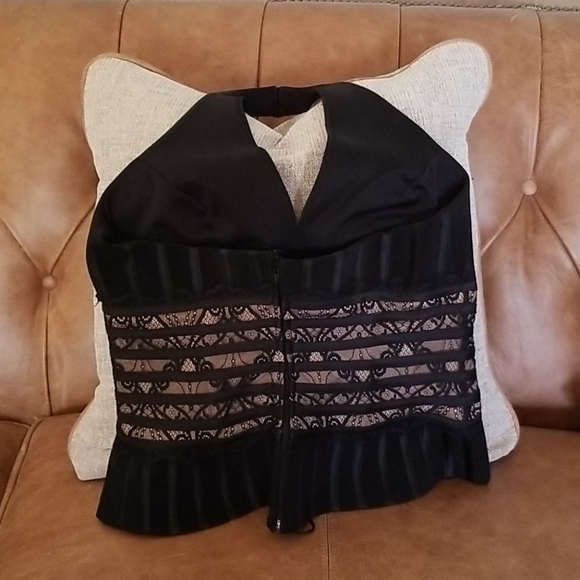 NWT- JS Collections Halter Top - Picture 2 of 6